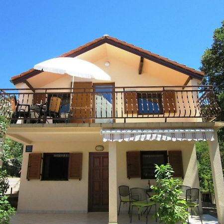Apartmani Gracijela Karlobag Esterno foto
