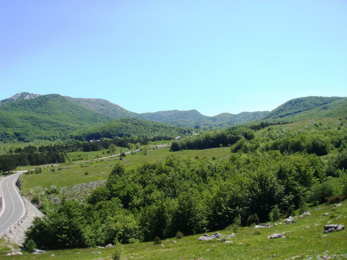 Apartmani Gracijela Karlobag Esterno foto